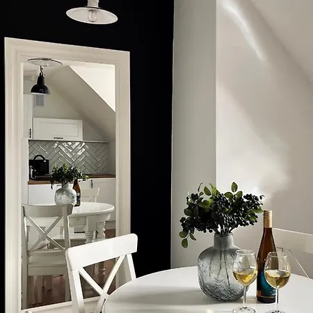 Apartament Dana Browna Jelenia Góra Zewnętrze zdjęcie